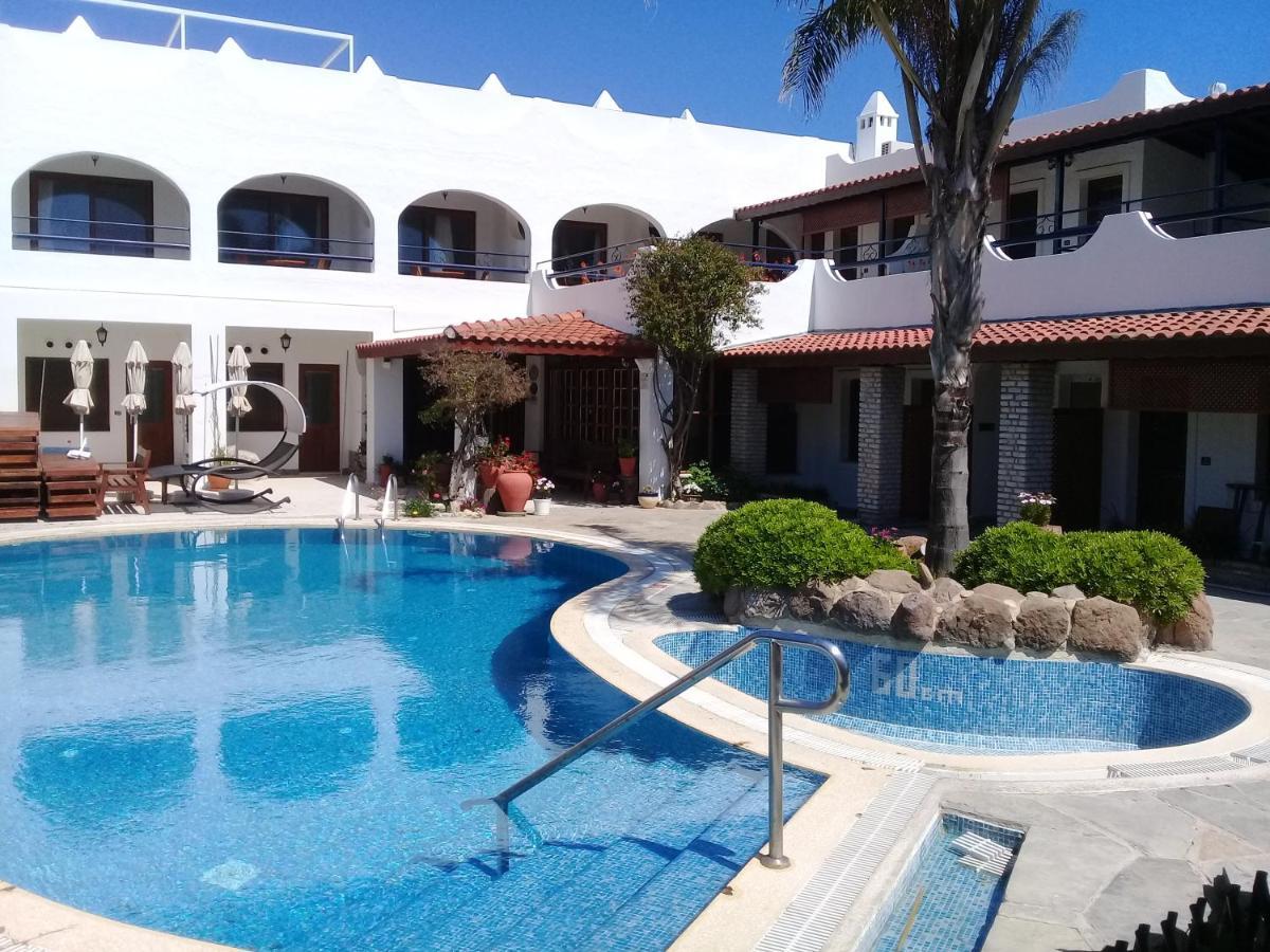 Uzhan Beach Hotel Bitez Esterno foto