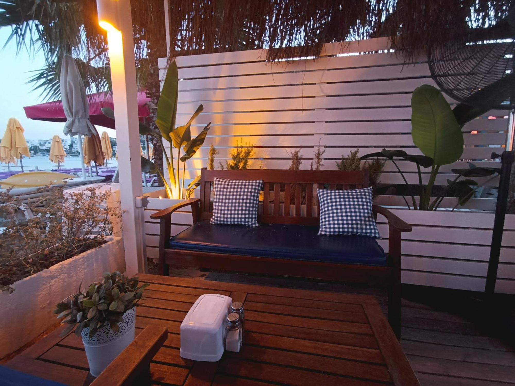 Uzhan Beach Hotel Bitez Esterno foto